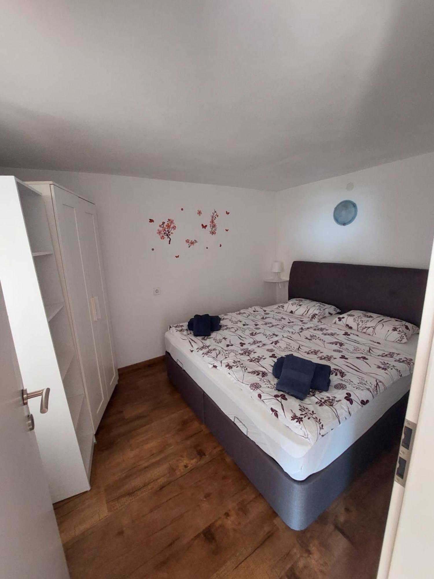 Apartma Ursa Порторож Екстериор снимка